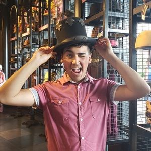 Meet your Posher, Marcus